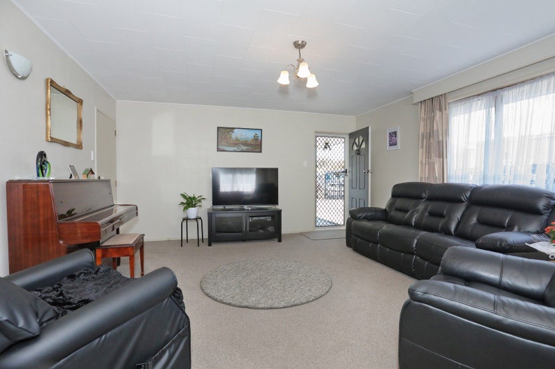 329 Kimbolton Road, Feilding, Feilding - Carousel 2