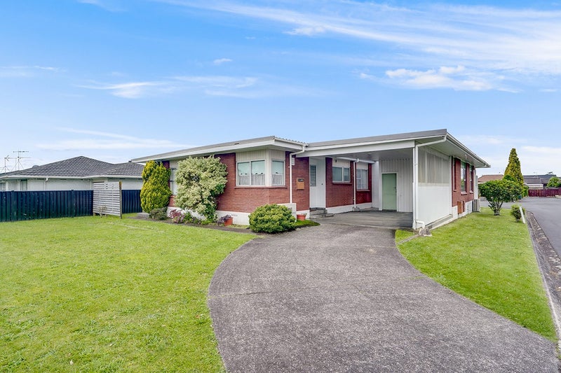 220A Peachgrove Road, Claudelands, Hamilton - Carousel 1