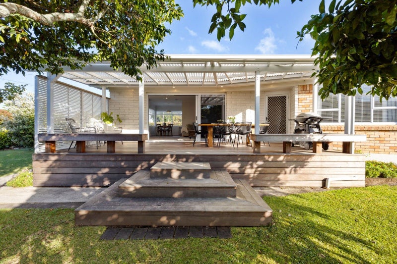 43 Silverdale Road, Silverdale, Hamilton - Carousel 2