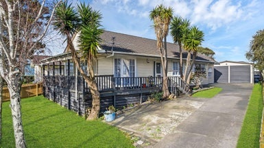 48 Burundi Avenue, Clendon Park, Auckland - Carousel 1