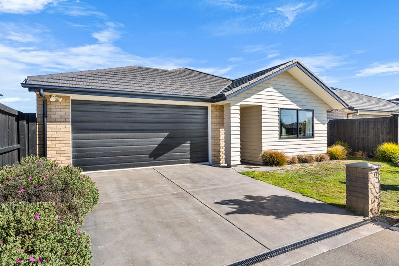8 Hannington Way, Rolleston, Rolleston - Carousel 1