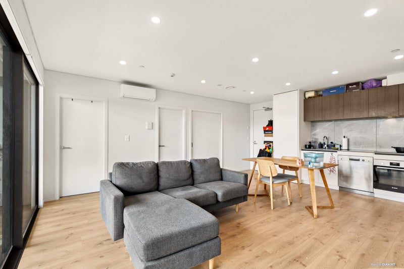 303/3 Kaipiho Lane, Albany, Auckland - Carousel 1