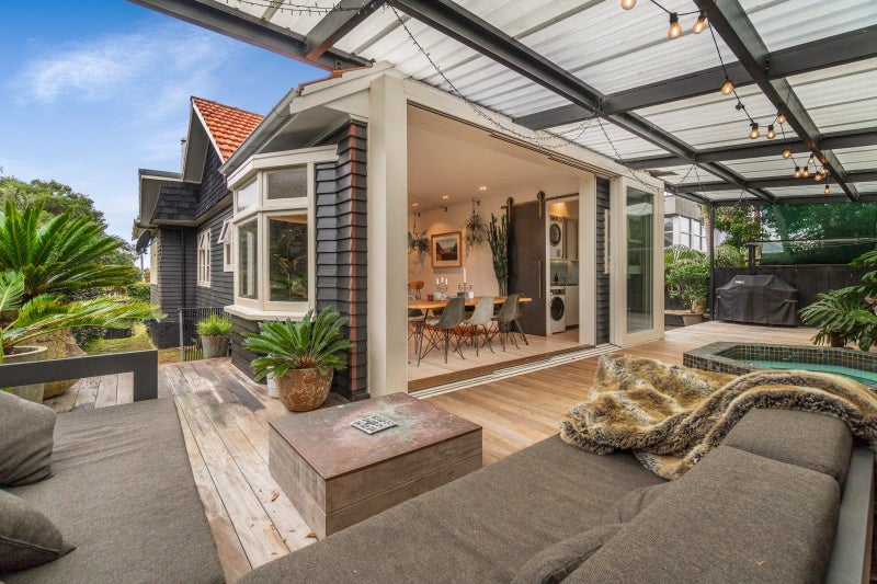 133 Coates Avenue, Orakei, Auckland - Carousel 2