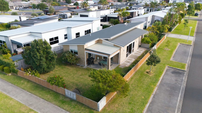 8 Testacea Lane, Papamoa Beach, Papamoa - Carousel 1