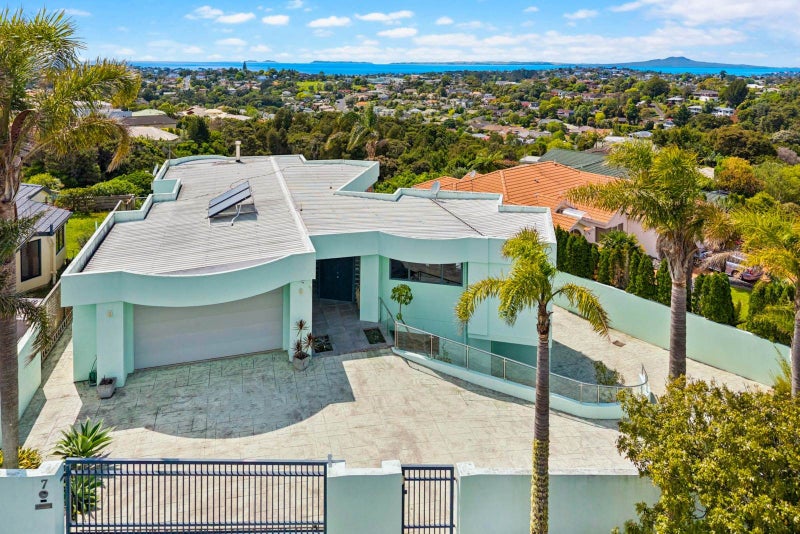7 Elsfield Place, Torbay, Auckland - Carousel 1