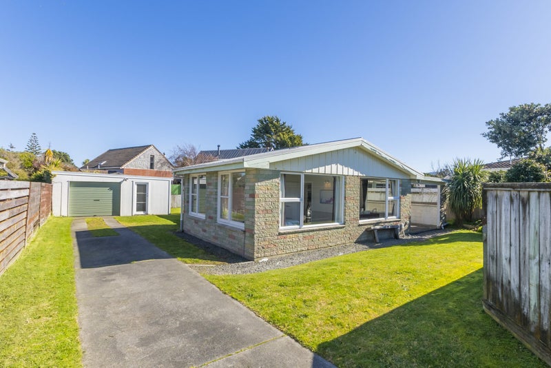 7 Watson DR, Paraparaumu Beach, Paraparaumu - Carousel 1
