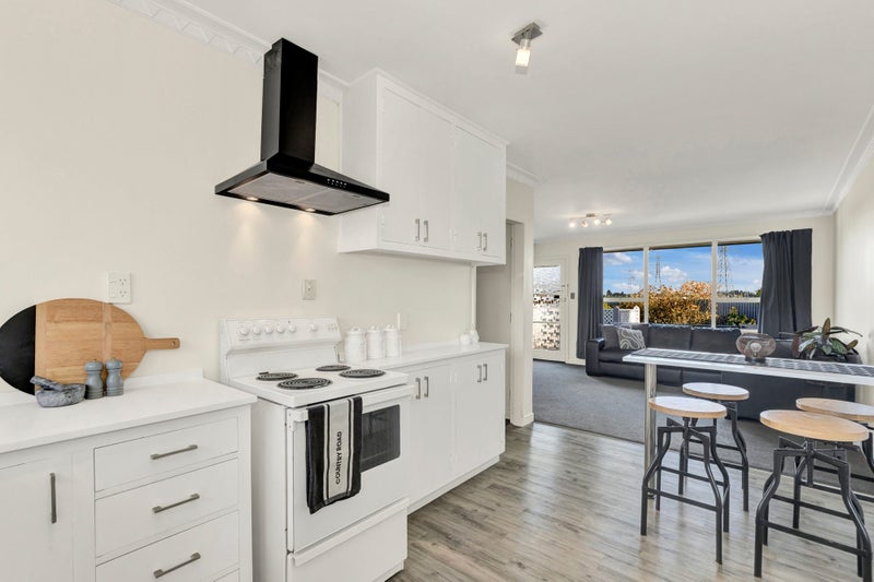 2/52 Mortlake Street, Islington, Christchurch - Carousel 1