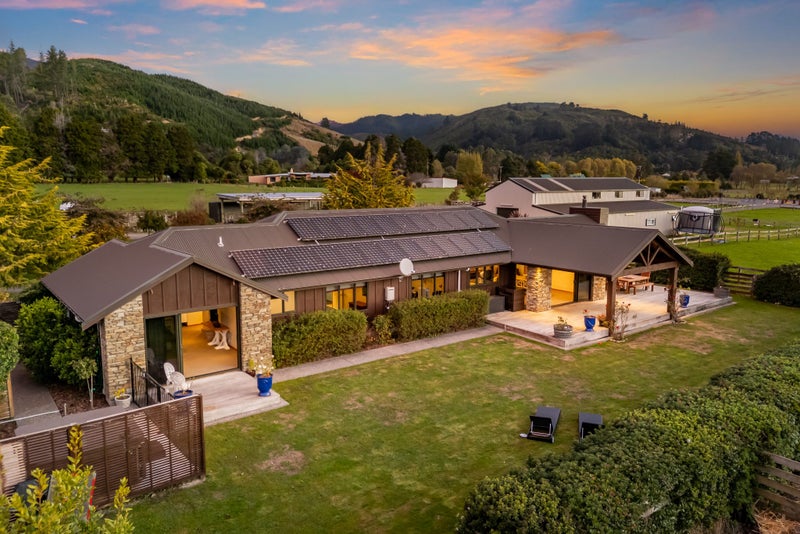 61A Colletts Road, Mangaroa, Upper Hutt - Carousel 40