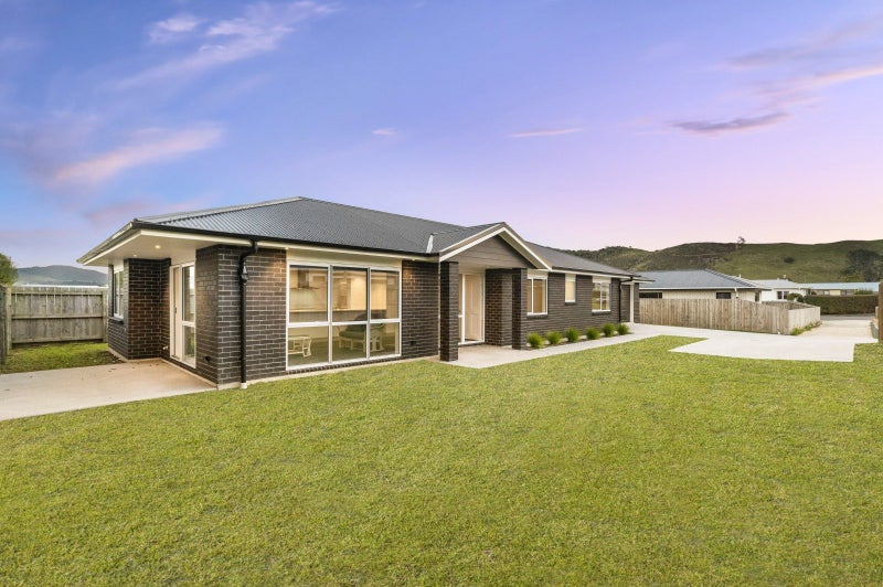 4A Carrick Robertson Place, Waihi, Hauraki, Waikato - Carousel 1