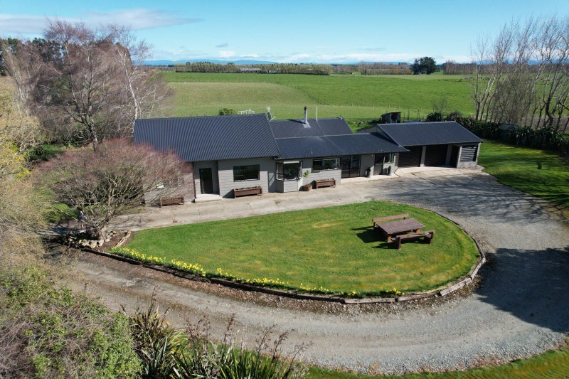 164 Cameron Road, Lochiel, Winton - Carousel 1
