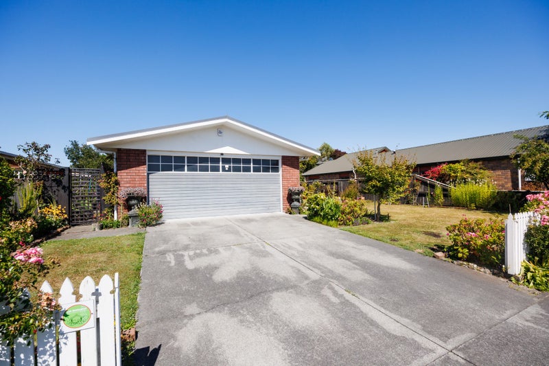 66 Amberley Avenue, Highbury, Palmerston North - Carousel 23