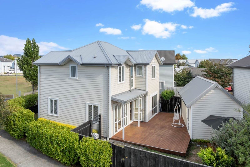 3 Warbler Crescent, Papakura, Papakura - Carousel 1