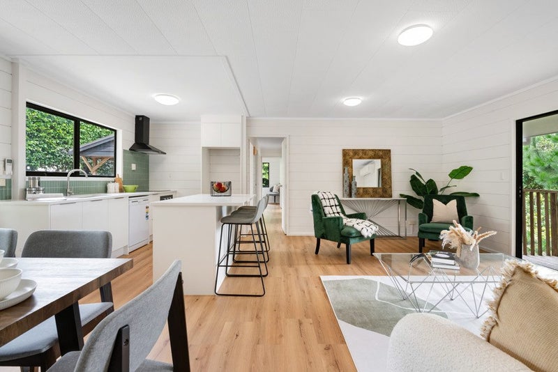 2/15 Pemberton Avenue, Bayview, Auckland - Carousel 1