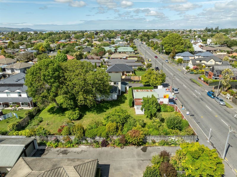 40 Avonhead Road, Avonhead, Christchurch - Carousel 10