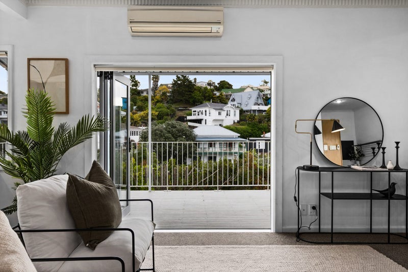 3 Clyde Road, Bluff Hill, Napier - Carousel 1