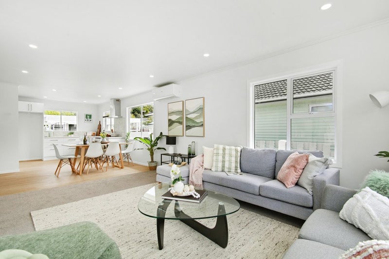 271 Wellington Road, Wainuiomata, Lower Hutt - Carousel 1