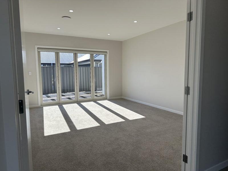 10 George Yee Place, Taradale, Napier, Hawke's Bay - Carousel 16