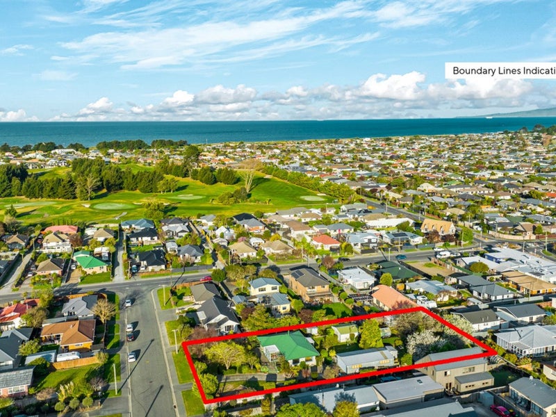 28 Sylvia Street, Parklands, Christchurch - Carousel 1