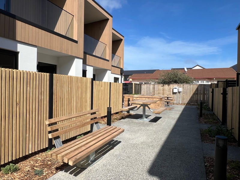 7/92 Cambridge Terrace, Waterloo, Lower Hutt - Carousel 19