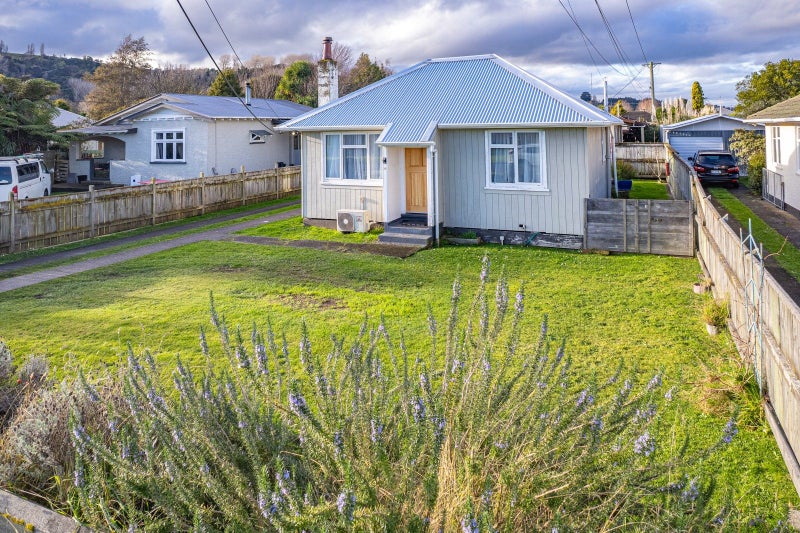 18 Lewis Avenue, Aramoho, Whanganui - Carousel 1