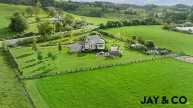 504 Ness Valley Road, Papakura - Carousel 1