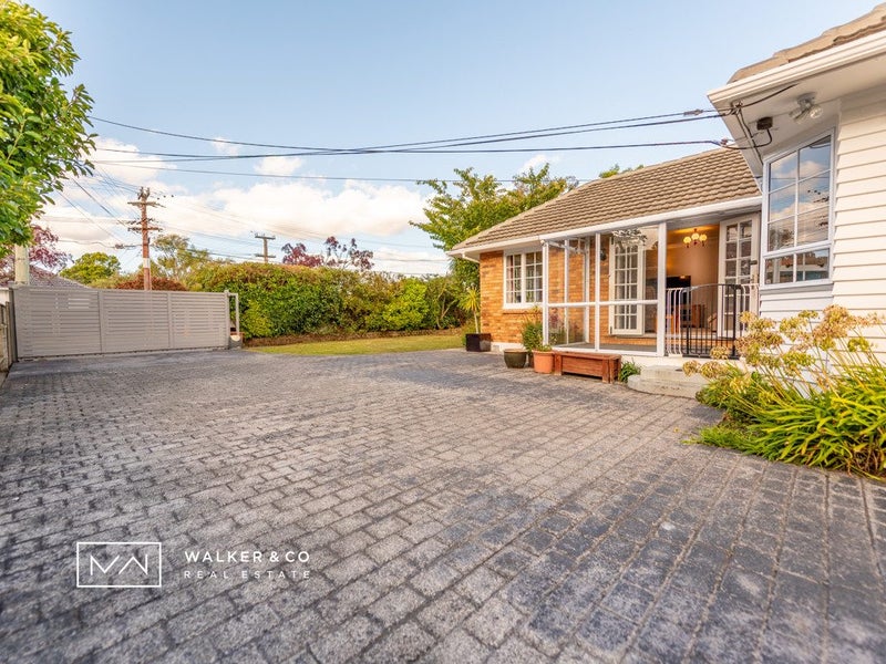 51 Brentwood Street, Trentham, Upper Hutt - Carousel 2