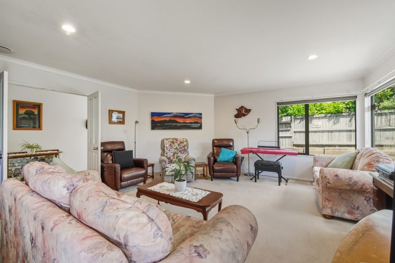 26 Pembroke Drive, Bethlehem, Tauranga, Bay Of Plenty - Carousel 2