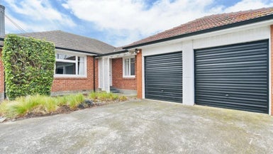 2/21 Dunedin Street, Redwood, Christchurch - Carousel 1