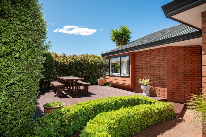 7 Penlington Place, Havelock North - Carousel 2