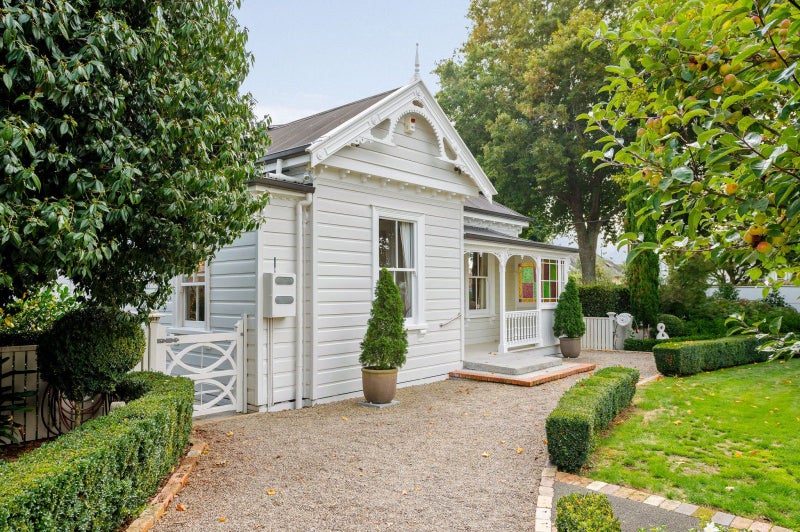 33 Naylor Street, Hamilton East, Hamilton - Carousel 2