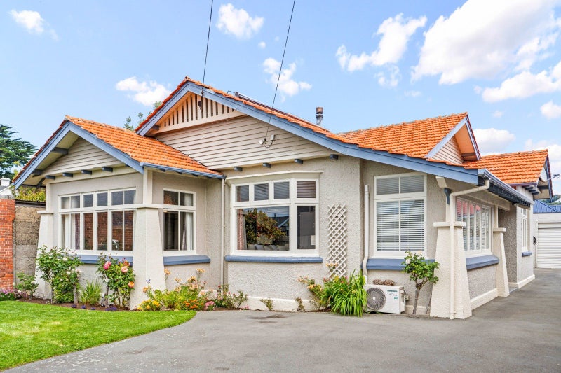 14 Kennedy Street, Saint Clair, Dunedin - Carousel 2