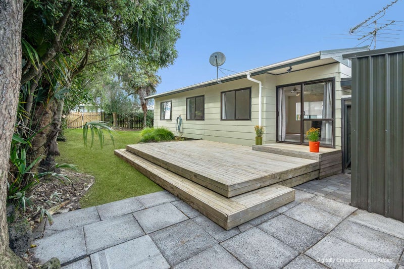 11A Gordon Paul Place, Tuakau - Carousel 1