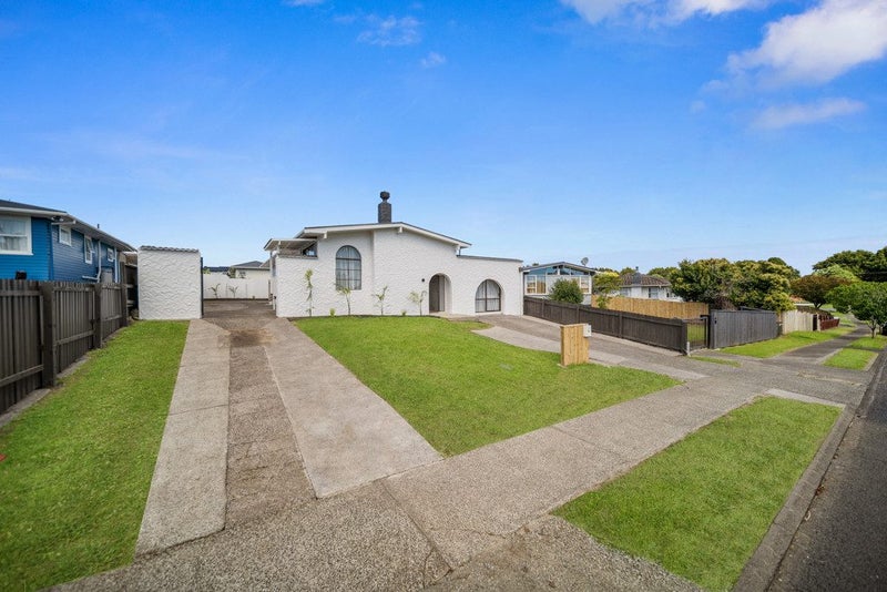 15 Gainsborough Street, Manurewa, Auckland - Carousel 2