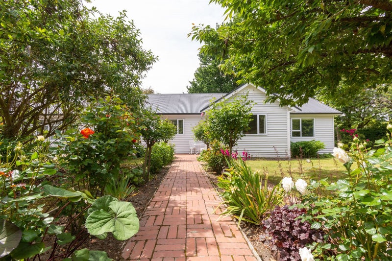 4 Golf Links Road, Rangiora, Rangiora - Carousel 1