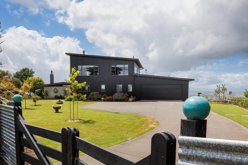 407 Mount Curl Road, Hunterville - Carousel 2