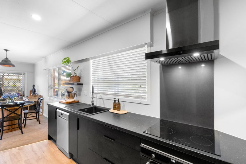 19 Burn Street, Levin, Levin - Carousel 1