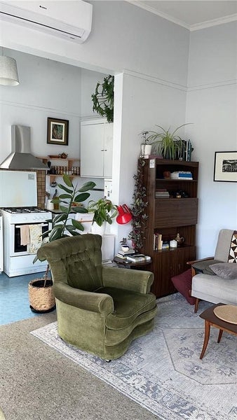 23 Nairn Street, Mount Cook, Wellington - Carousel 1