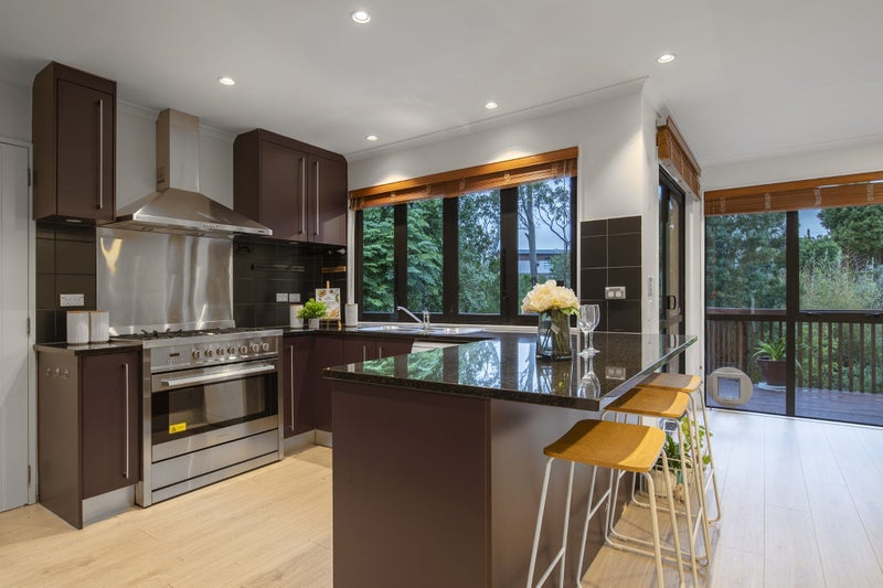 7 Twin Court, Albany, Auckland - Carousel 2