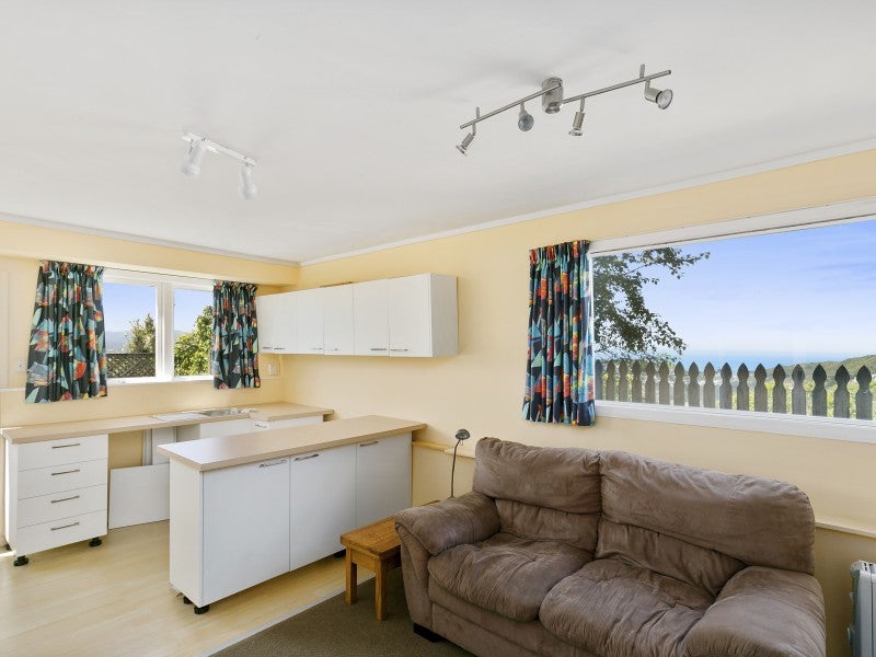 5 Fortunatus Street, Brooklyn, Wellington - Carousel 17