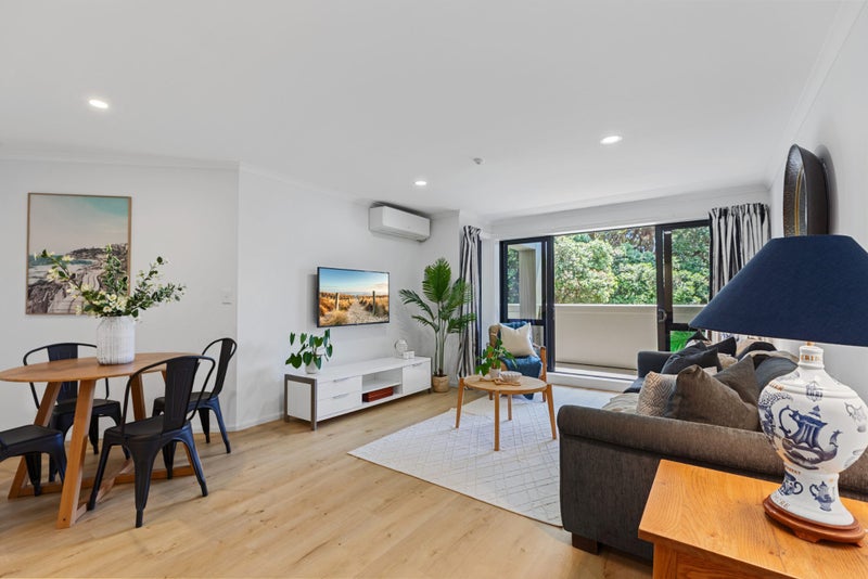 281 Maunganui Road, Mount Maunganui, Mount Maunganui - Carousel 2