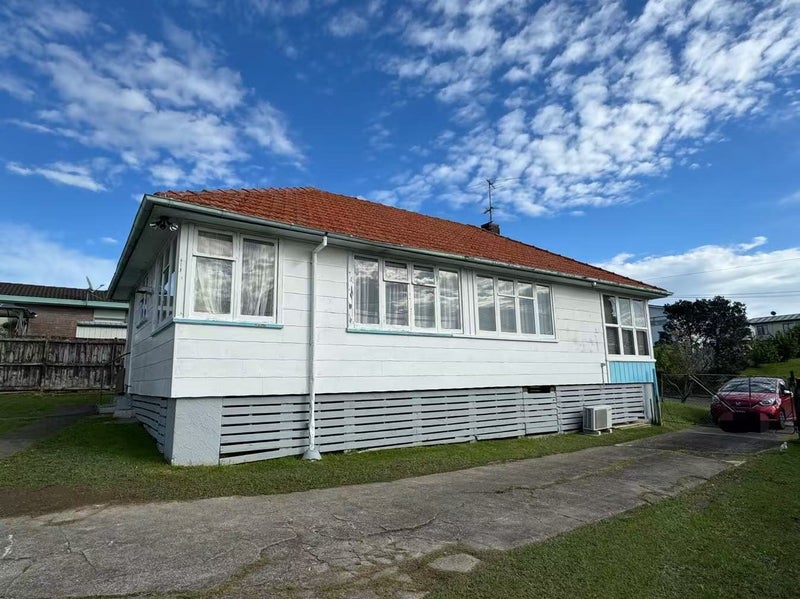 2 Welsh Street, Wesley, Auckland - Carousel 2