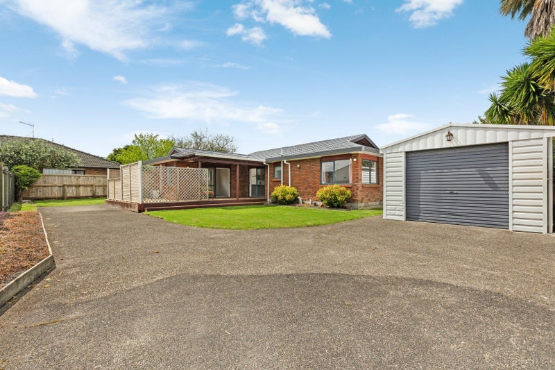 2/49 Shirley Avenue, Papakura, Papakura - Carousel 1