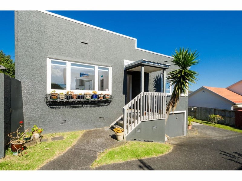 87 Oakdale Road, Mount Roskill, Auckland - Carousel 2