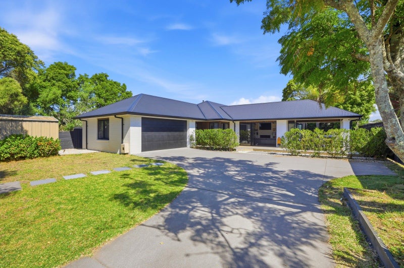 138 Gloucester Road, Mount Maunganui, Mount Maunganui - Carousel 1