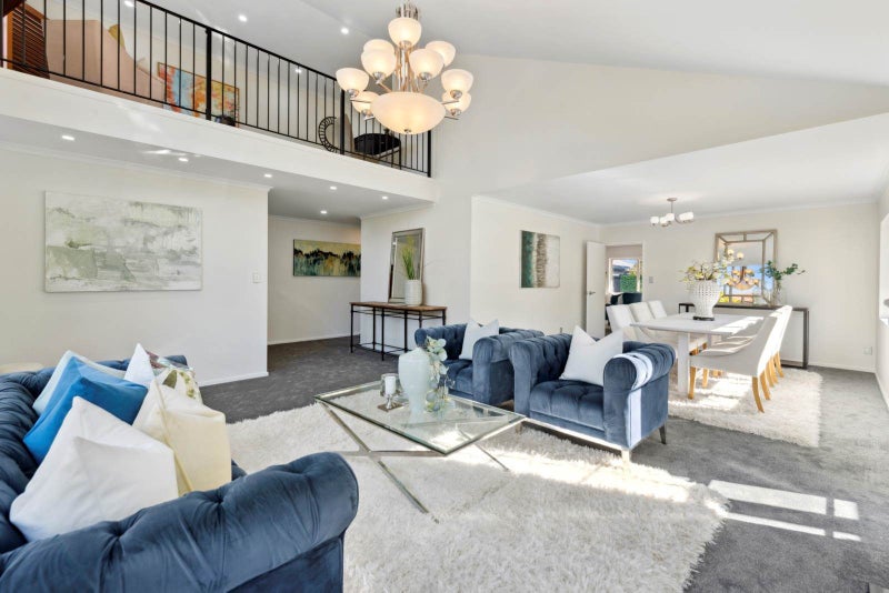 24 Bridgefield Crescent, Flat Bush, Auckland - Carousel 2