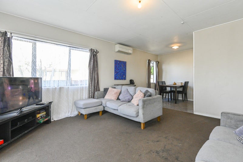 913F Nelson St N, Mayfair, Hastings - Carousel 2