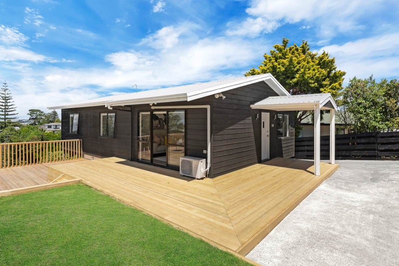 22B Cotswold Lane, Mount Wellington, Auckland - Carousel 1