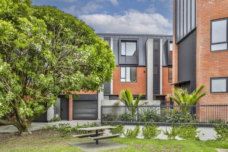 4/52 Sainsbury Road, Mount Albert, Auckland - Carousel 19
