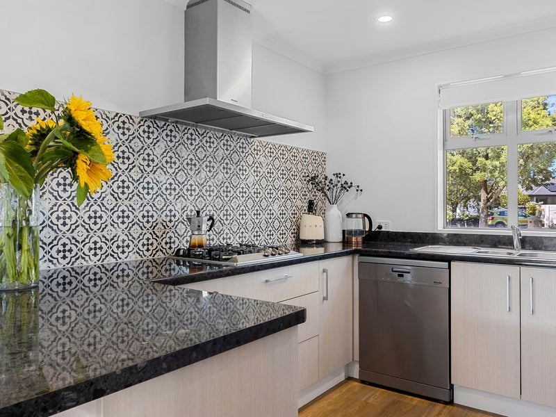 1 Richard Seddon Drive, Northwood, Christchurch - Carousel 2