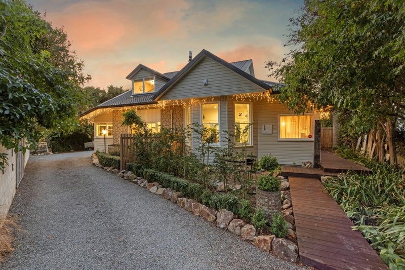 9 Lake Terrace Road, Burwood, Christchurch - Carousel 1